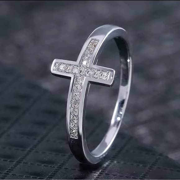 Inlaid CZ Silver Cross Ring 6,7,8 - Picture 1 of 6